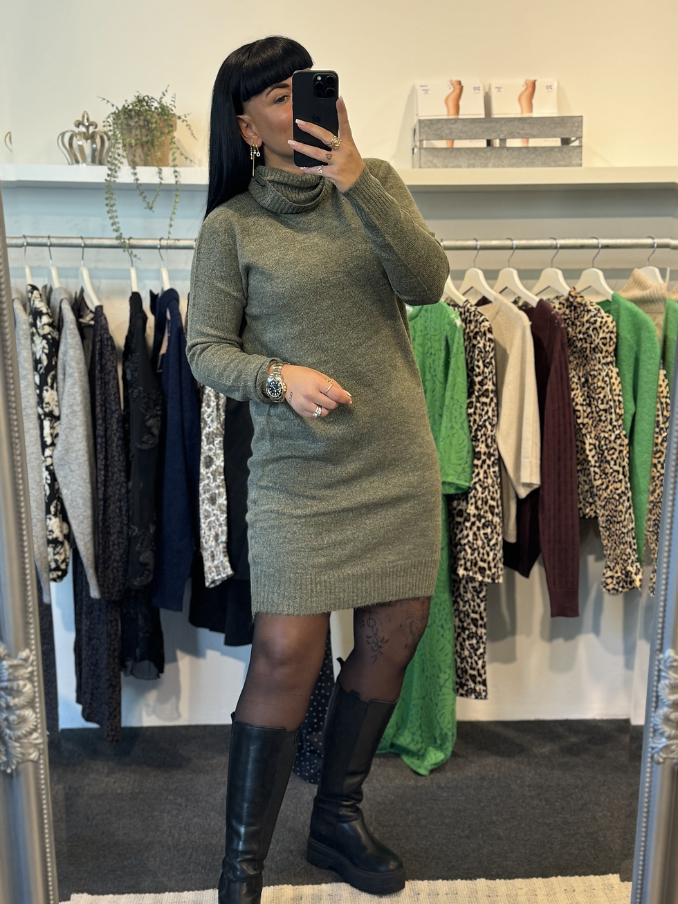 ELANORA KNIT DRESS