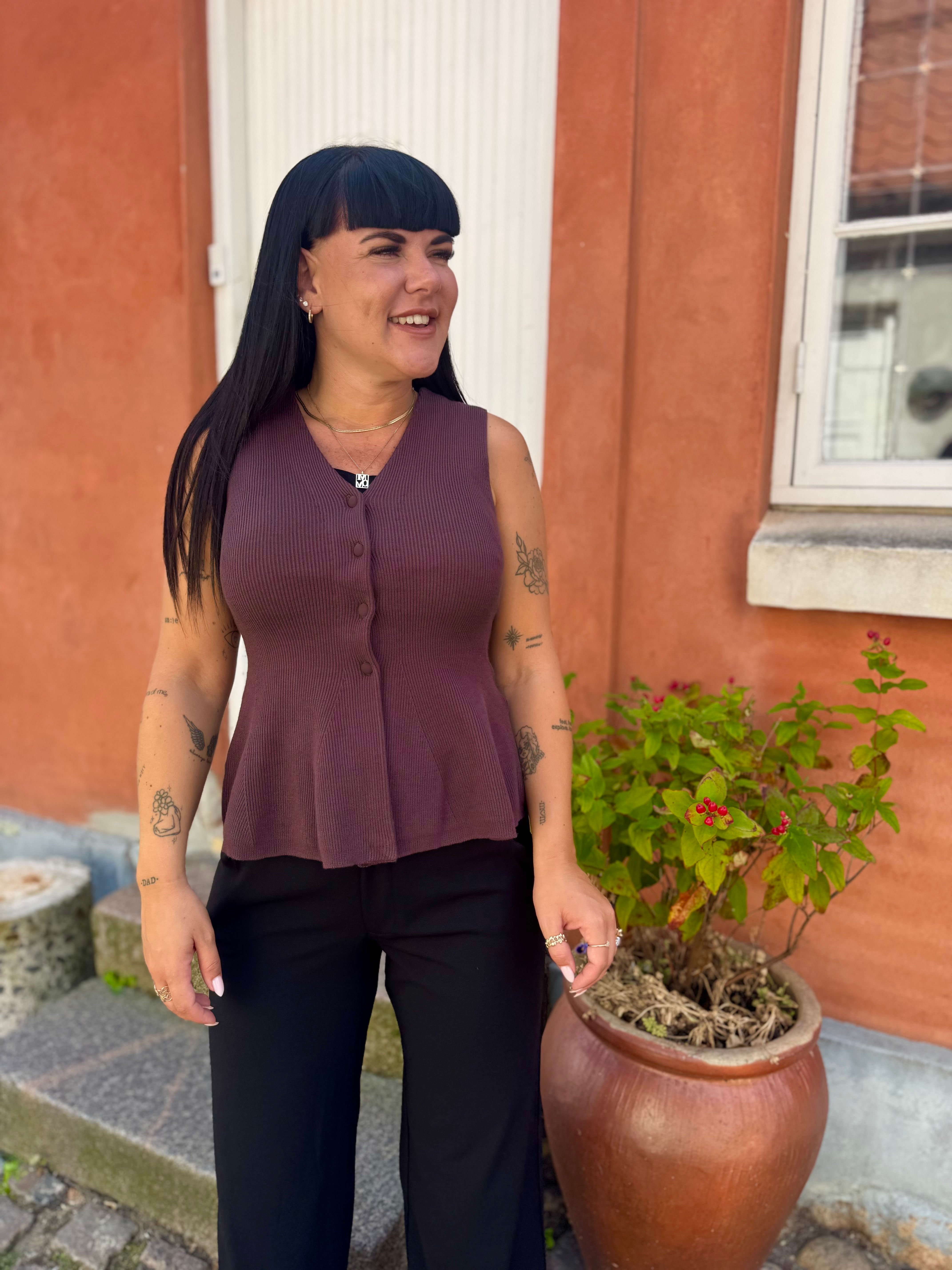 BEANI KNIT TOP