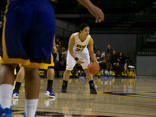 Women’s basketball gets road win in the Big Apple