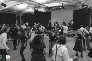 Picture Sweet Peanuts BAND All-Dancers1.jpeg