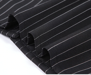 Thumbnail: 'TAI' CROP BLAZER