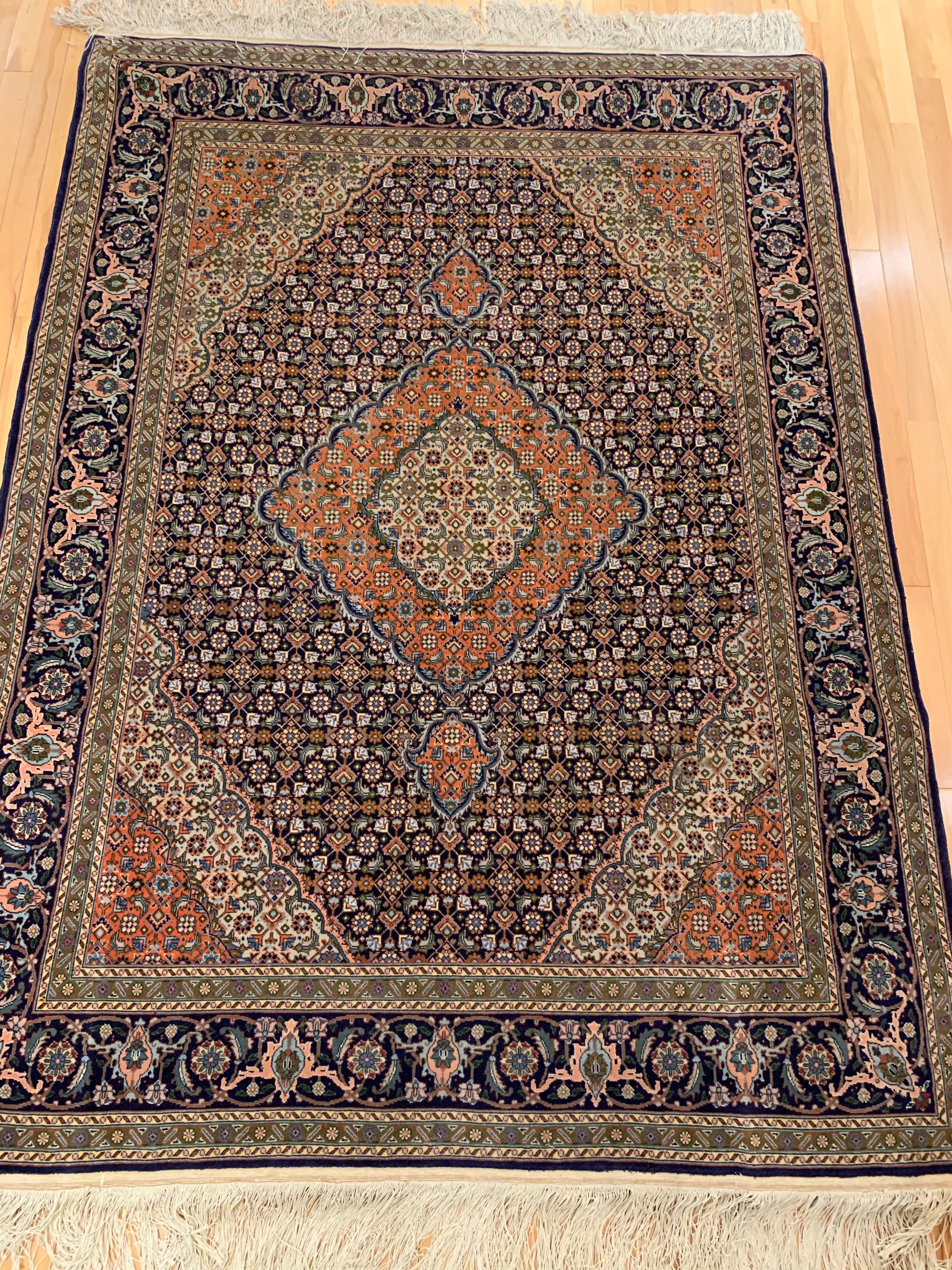 Tabriz 4'10" x 6'5"