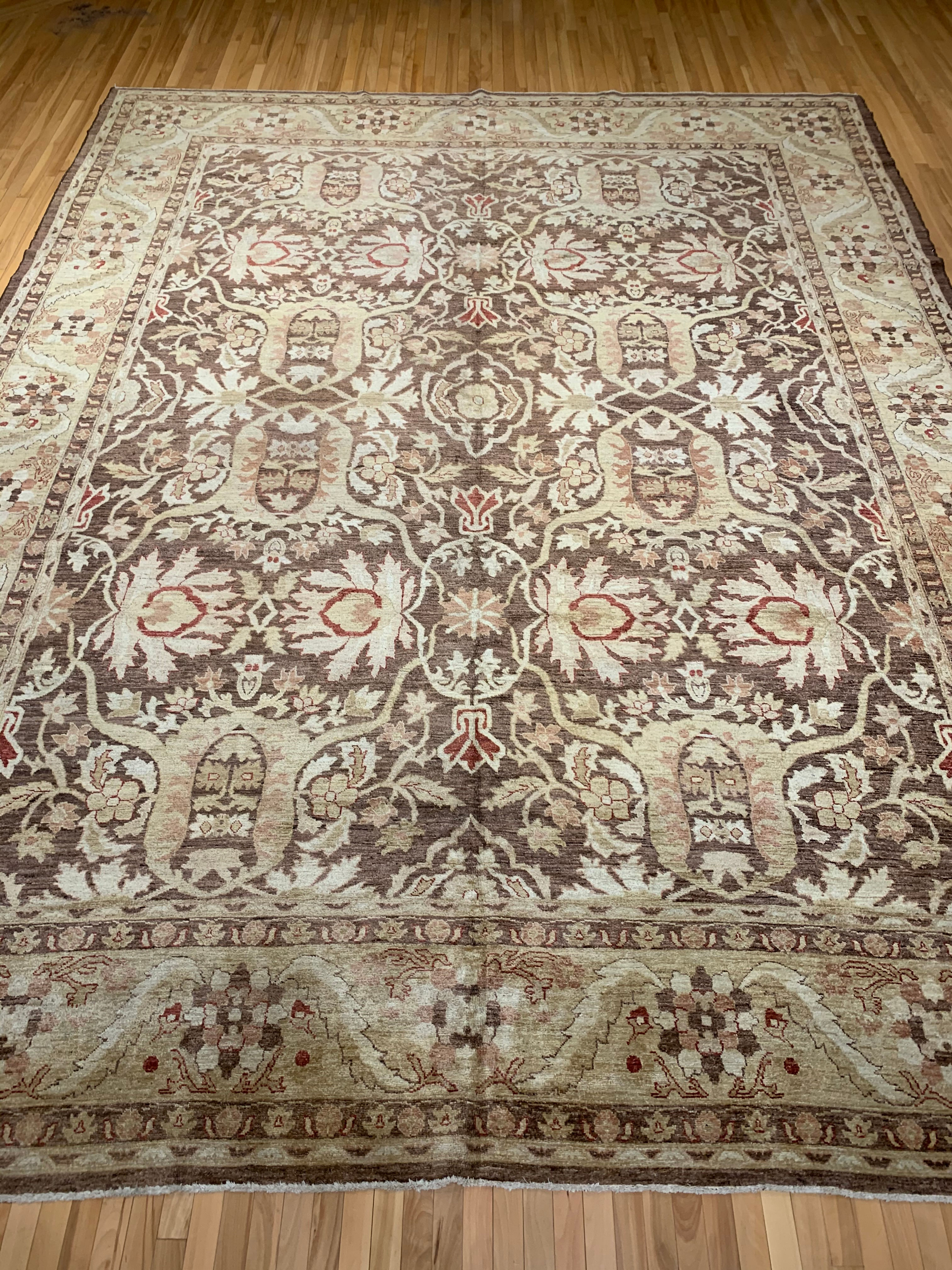 Indian Mahal design rug,Hand-knotted, wool and cotton,