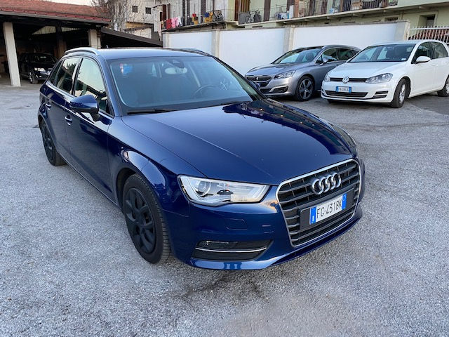 Miniatura: AUDI A3 SPORTBACK 2.0 TDI 150 CV AMBITION