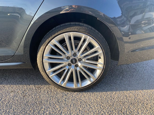 Miniatura: AUDI A4 AVANT 2.0 TDI S TRONIC S LINE BUSINESS 190 CV QUATTRO