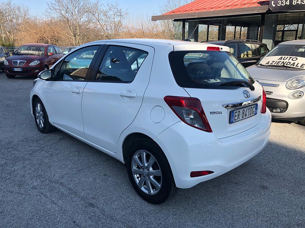Miniatura: TOYOTA YARIS 1.4 D4D LOUNGE 5 P. 90 CV