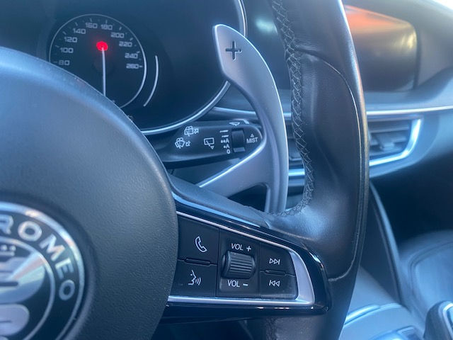 Miniatura: ALFA ROMEO STELVIO 2.2 TDI TI  Q4 190CV AUTOMATICA