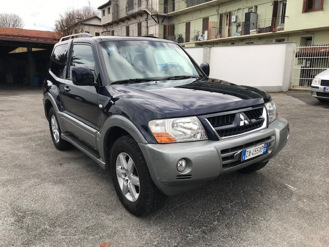 Miniatura: MITSUBISHI PAJERO 3.2 DI-D GLS 3 P. AUTOMATICO - 24 MESI GARANZIA