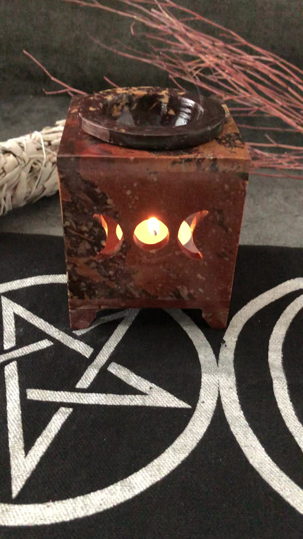 Miniatura: Triple Moon Oil Diffuser w/ Stress Free Oil and White Sage