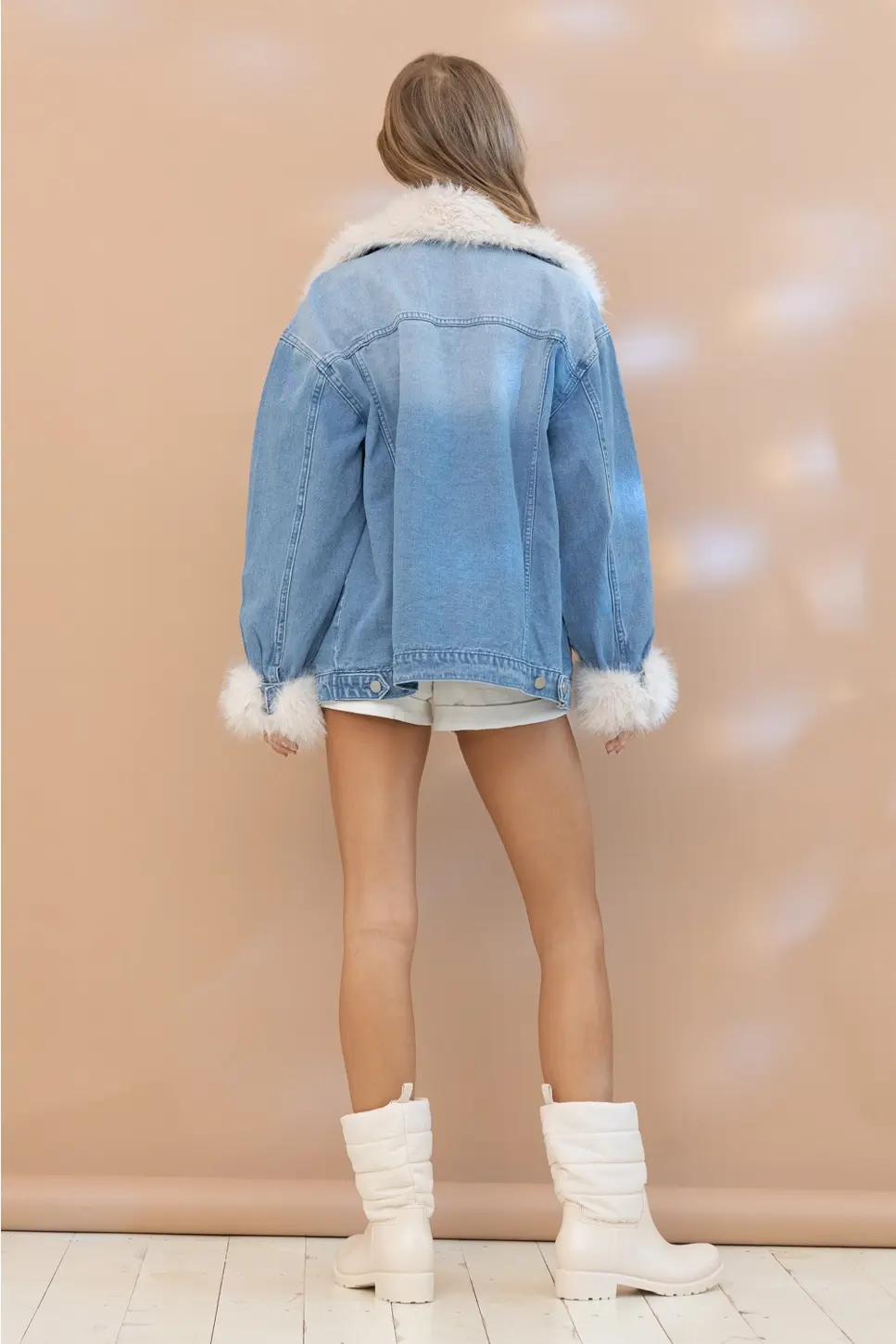 Thumbnail: Fur Collard Cuff Over Sized Washed Denim Jacket