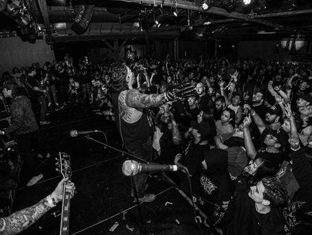 Twitching Tongues in Los Angeles — A Homecoming To Kill For