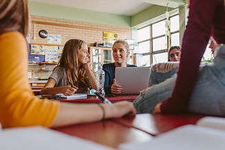 Kreative Workshops für Jugendliche in Frankfurt