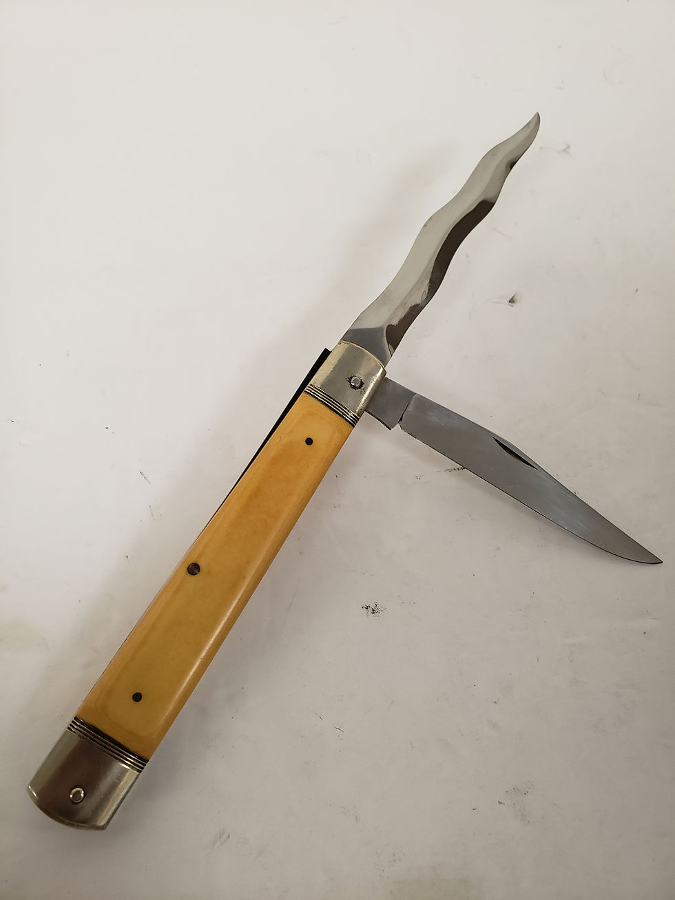 Thumbnail: Hubertus Solingen Rostfrei Germany 2-Blade 10" Kriss Blade Bone Handle
