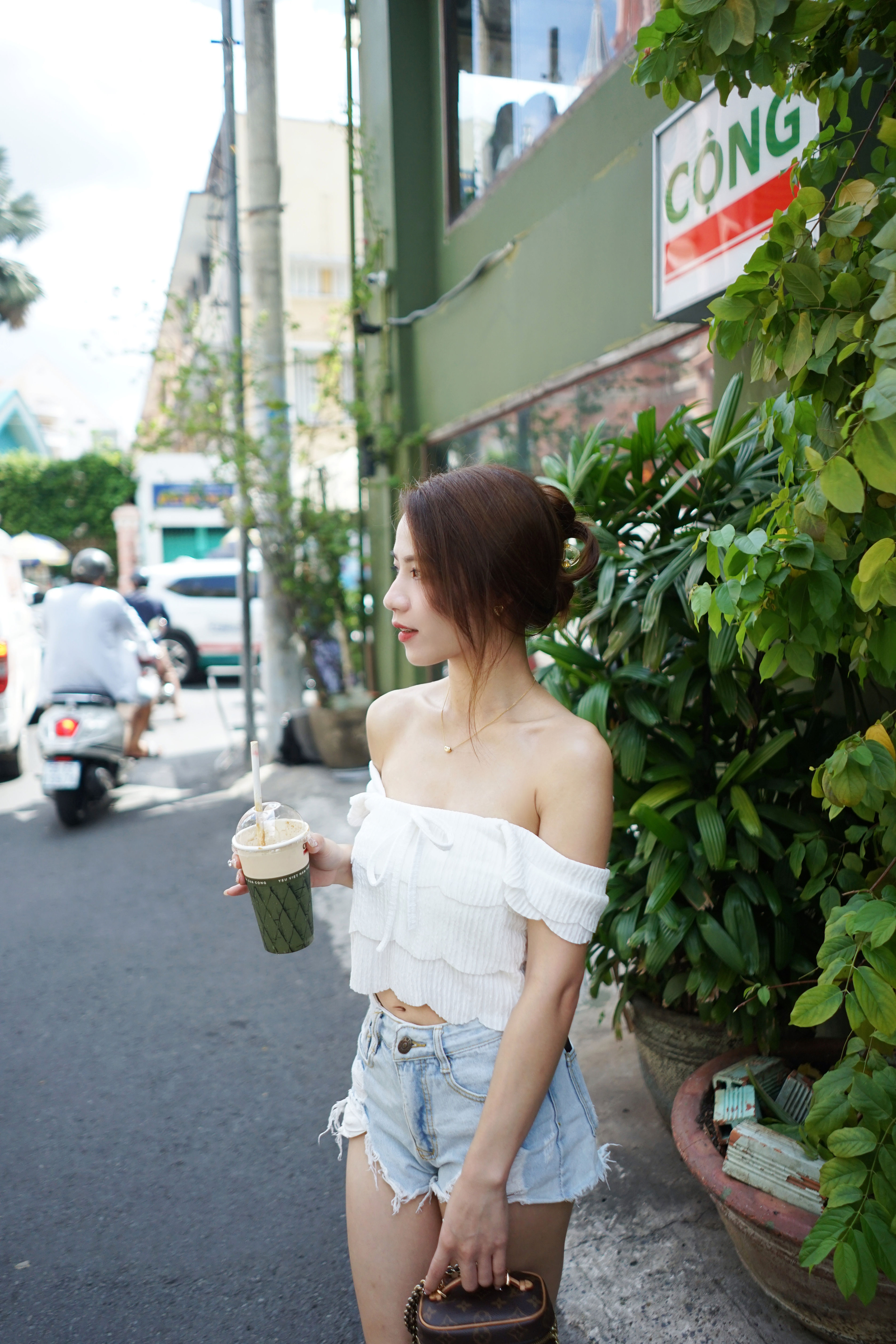 🇹🇭 寬肩三層蛋糕bratop