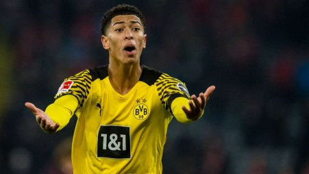 রেফারির ম্যাচ ফিক্সিংয়ের কথা তুলে বিপাকে ডর্টমুন্ডের বেলিংহ্যাম