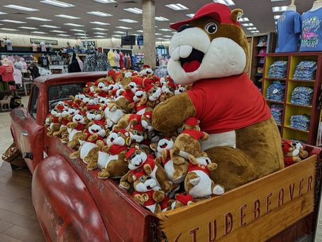 Collier’s Weekly: I’ve Seen the Delightful Future of Gas Stations