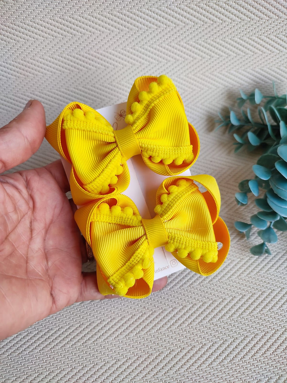 Miniatura: PAR - Laço  Buterfly pompom sobreposto