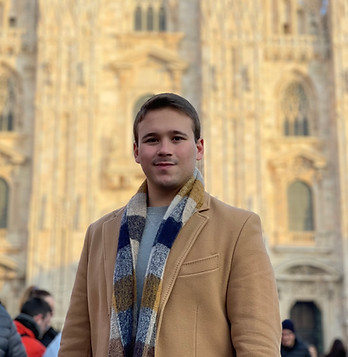 Alex Crespo, director de la escuela