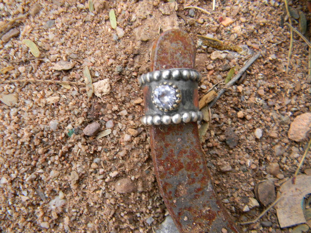 Dot Edge Zirconia Ring