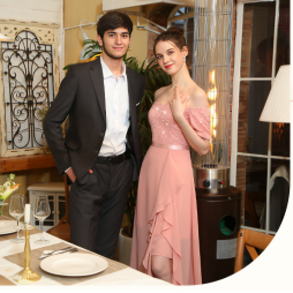 Miniatura: VESTIDO MICHELA CORTE A C/ESCOTE CORAZON C/BOBOS C/PRETINA
