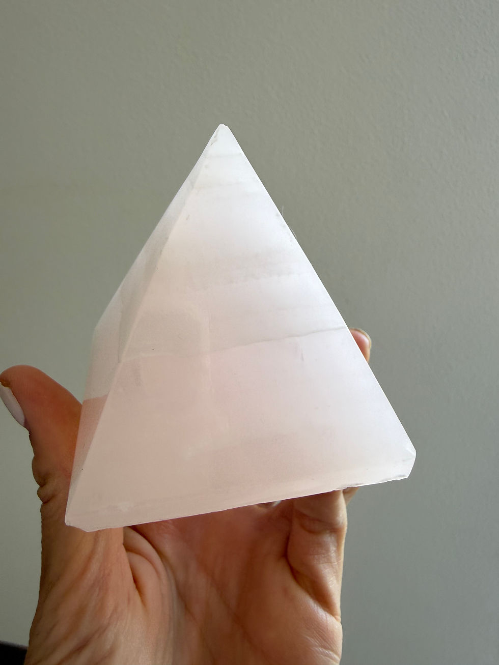 Miniatúra: Pyramída Ružový kalcit- grid vnútornej hviezdy