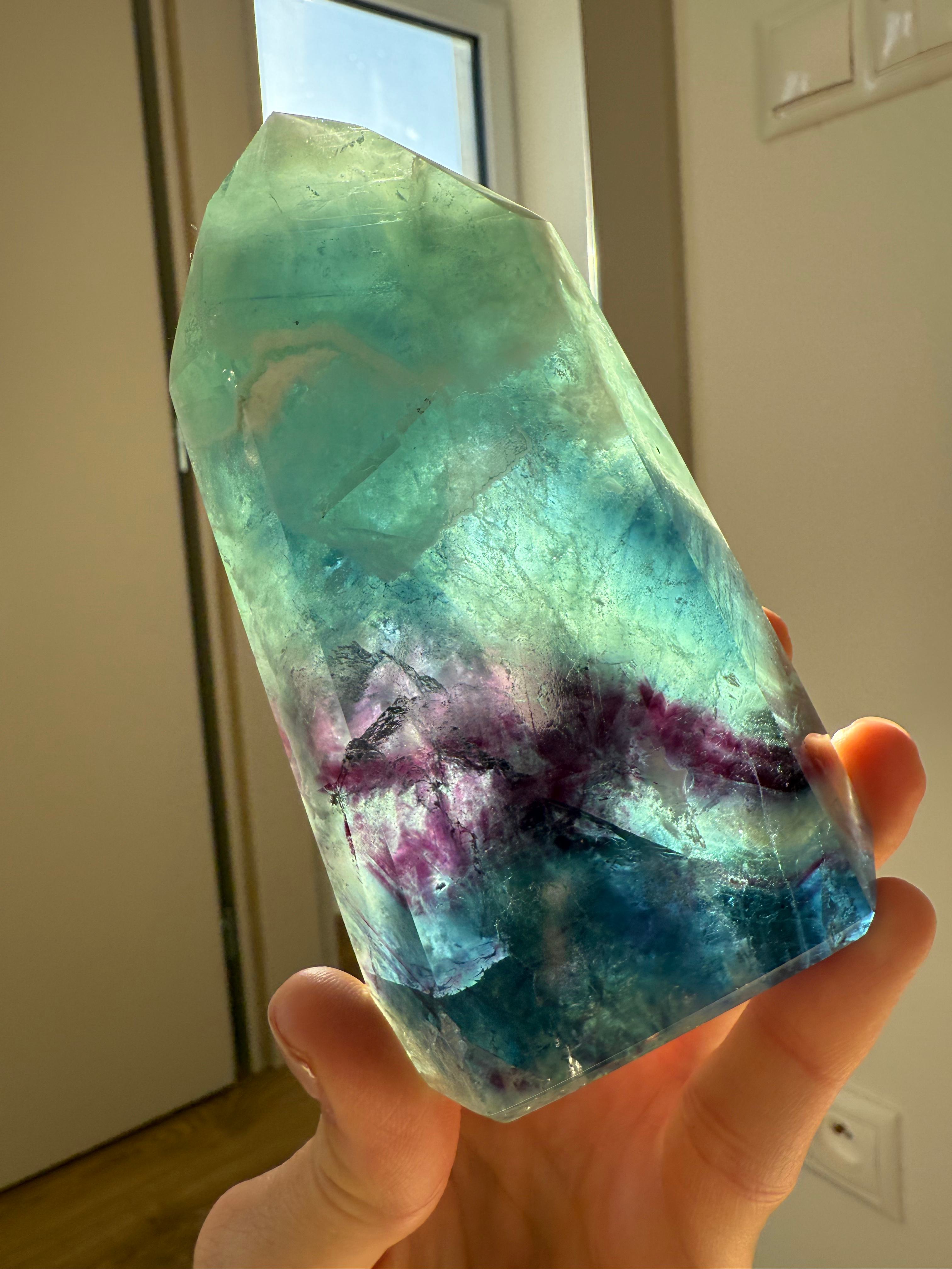 KOZMICKÝ STRÁŽCA BRÁNY FLUORIT 11.11