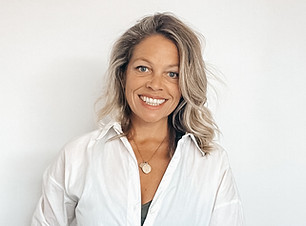AlineBe - Portrait Photo 7.JPG