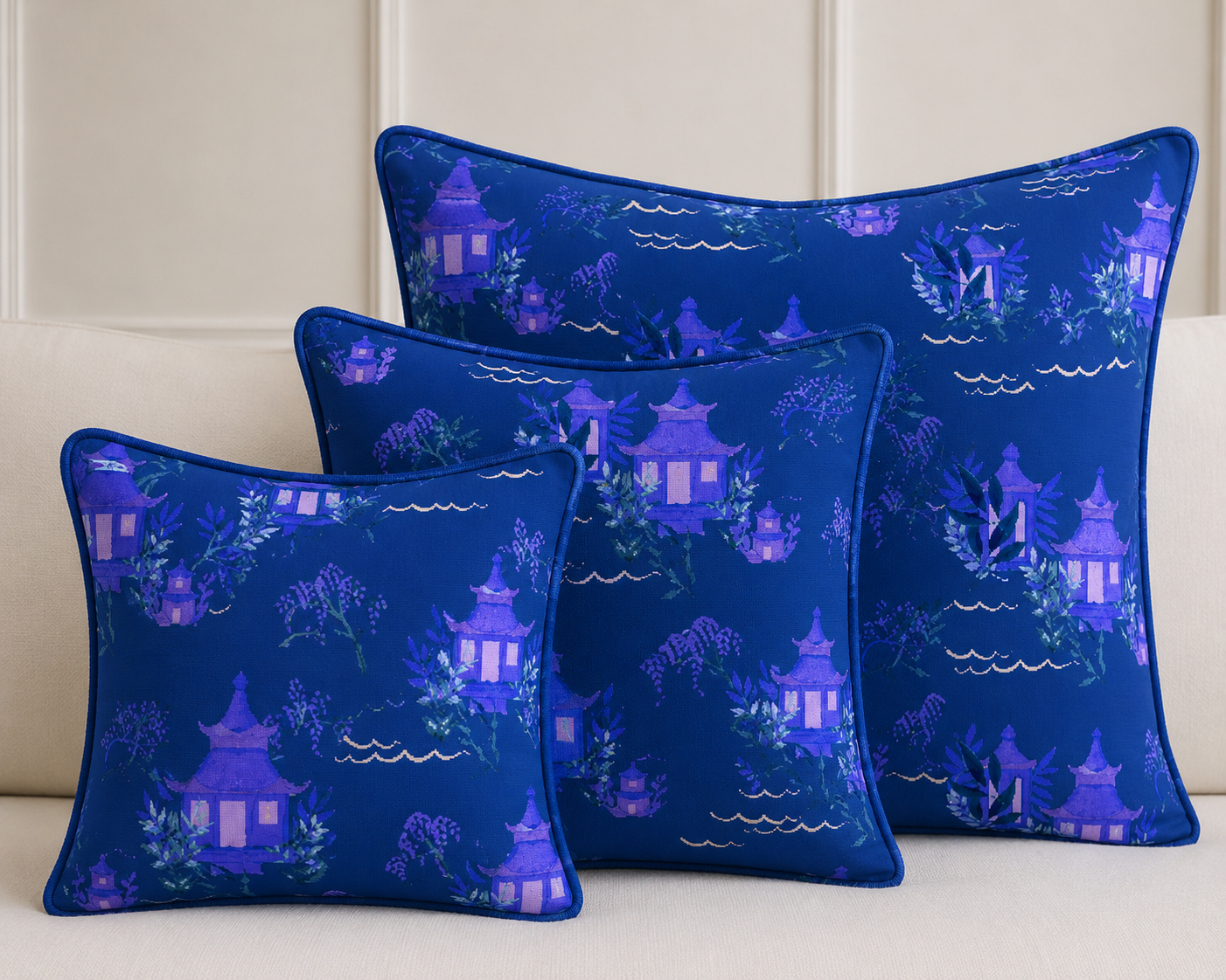 Pillows in "Pippa's Pagoda" dk blue