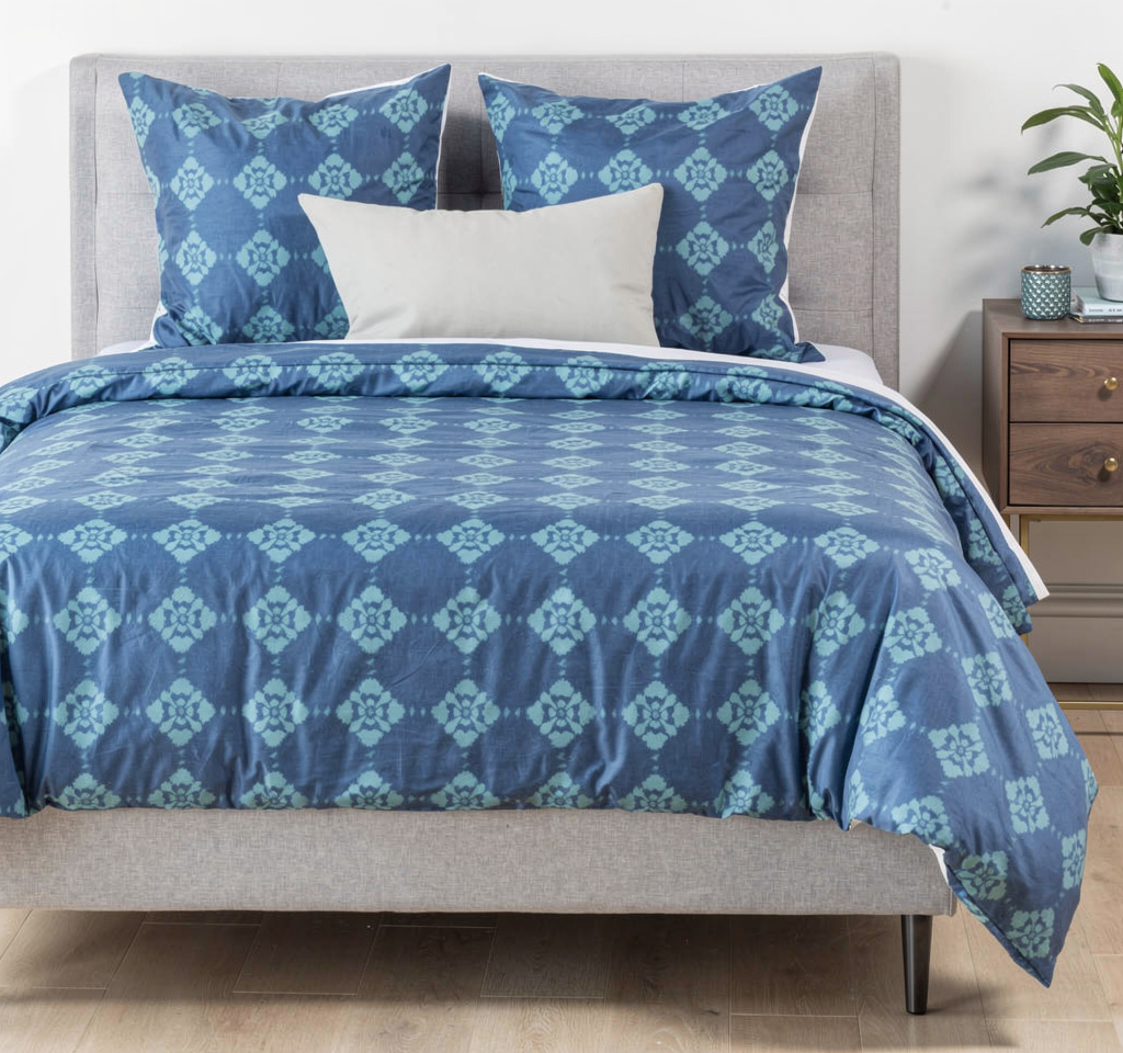 All sizes Duvet cover--Cross check dk blue