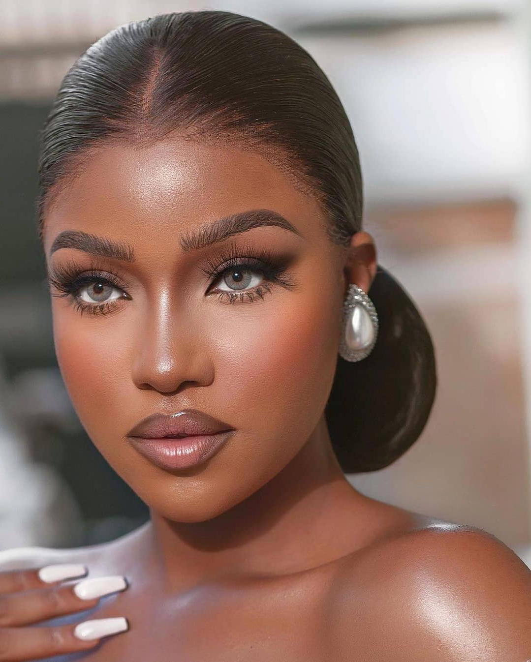 Las Vegas Mobile Makeup Artists and Hairstylists Mobile in Vegas