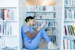 20220907_MedStudentsLib2_SDM57543