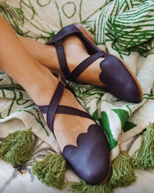 Thumbnail: Scalloped Leather Pumps