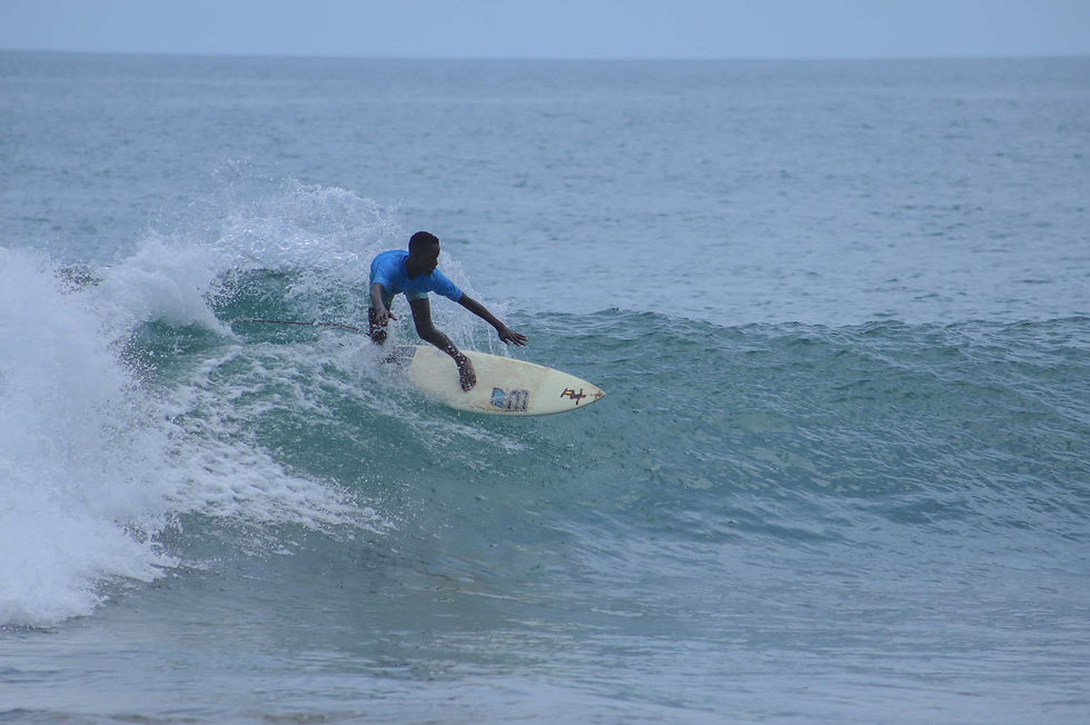 robertsport-surfing