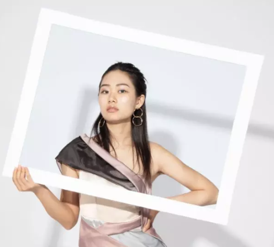 Thumbnail: Teen & Adult Model - Beginner