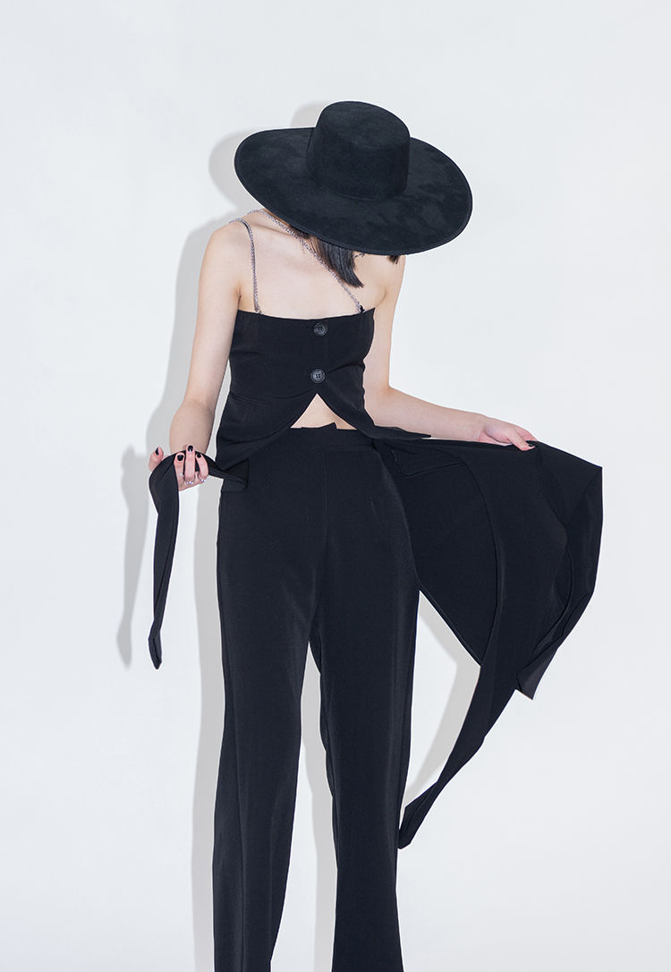 Thumbnail: Not-Your-Regular Shape Pants