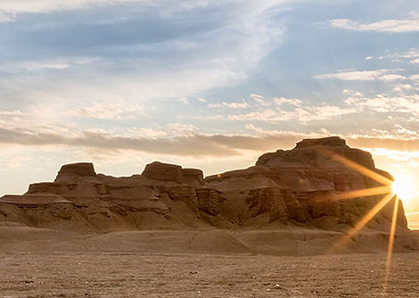 Scenic desert landscape in the Taklamakan Desert, Xinjiang
