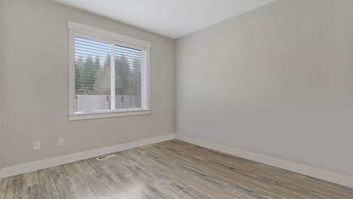 Bedroom 39.jpg