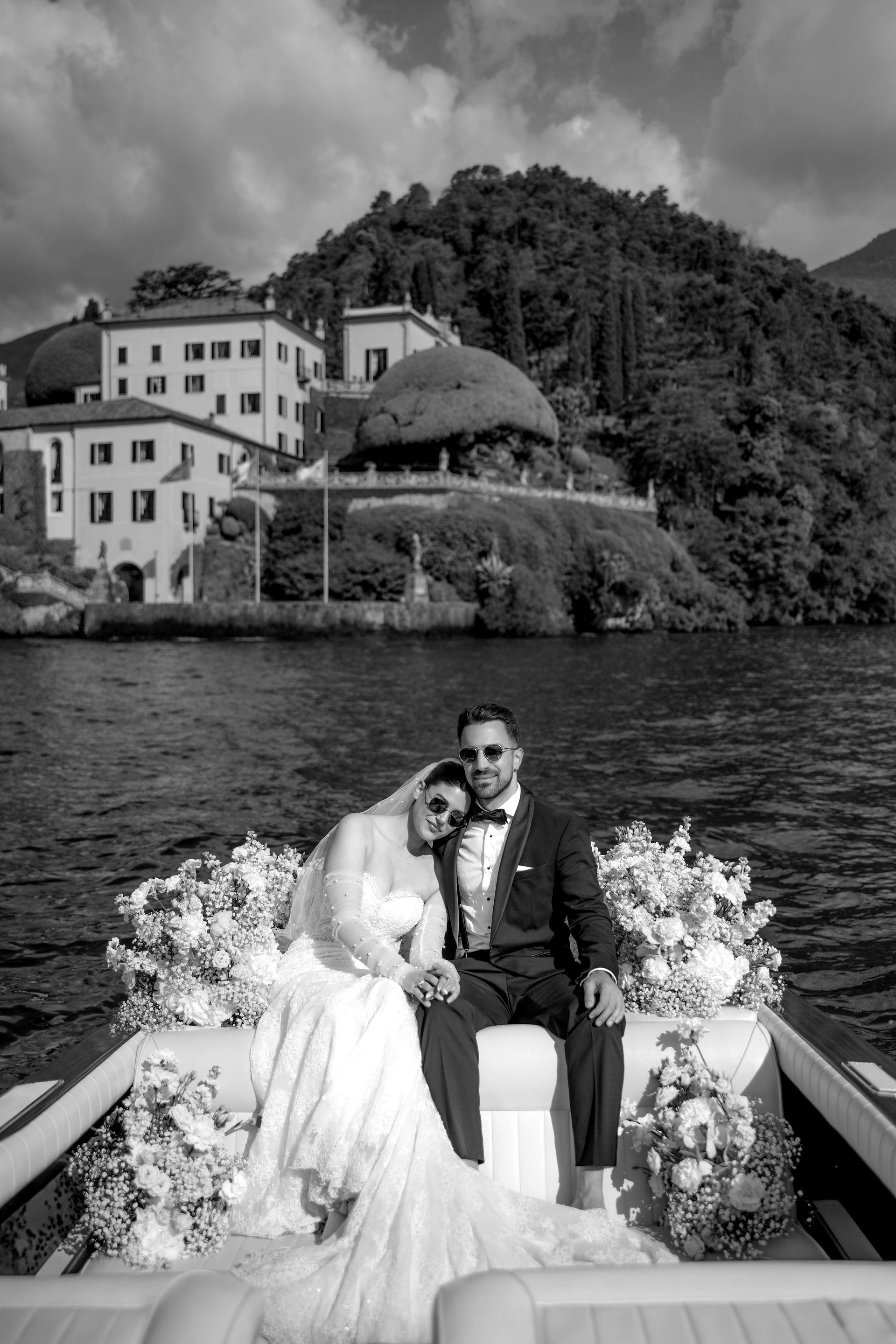 Boot auf Lake Como mit Brautpaar