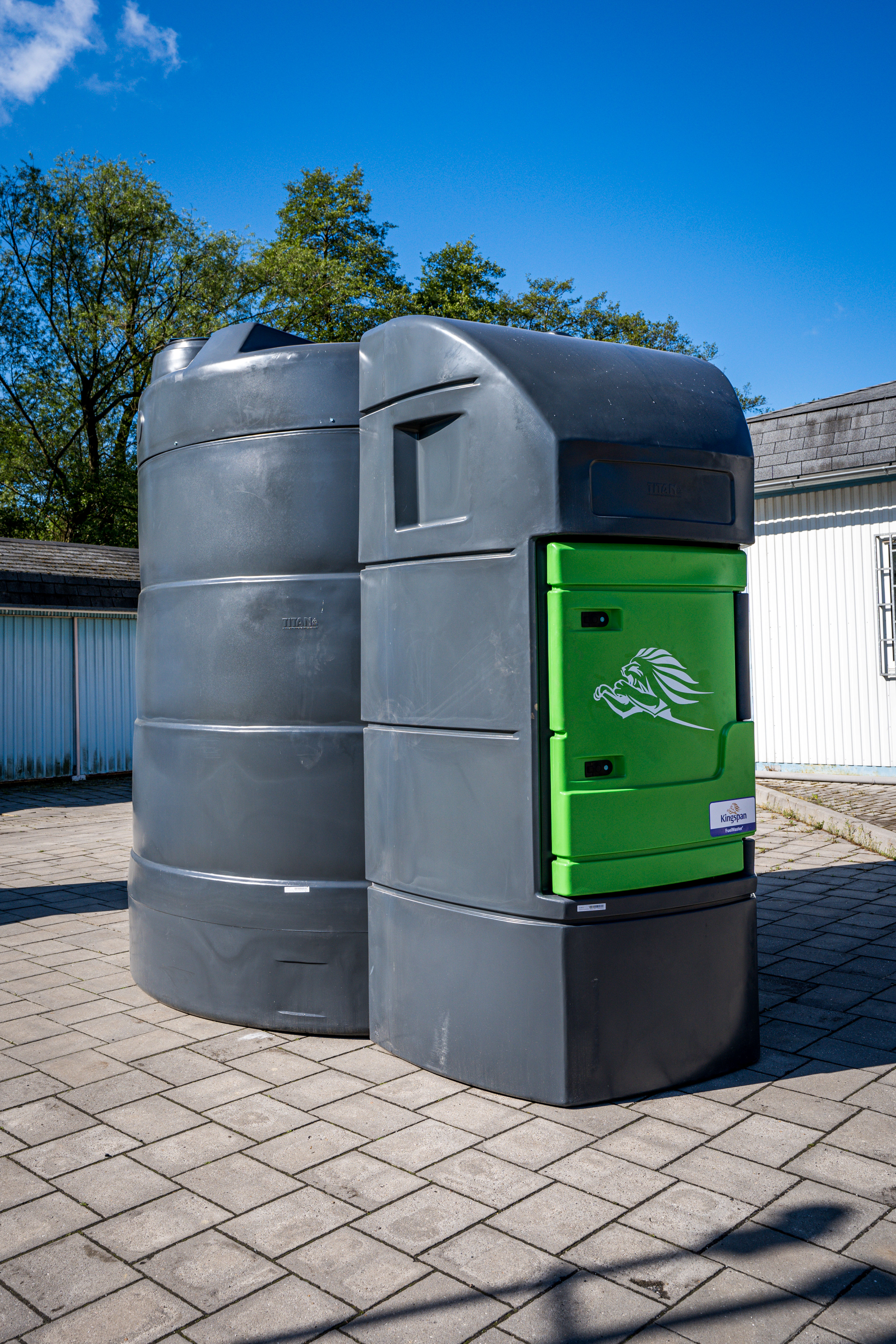 AKCE Mobilní nádrž (KINGSPAN) na motorovou naftu 9000l se spodním plněním