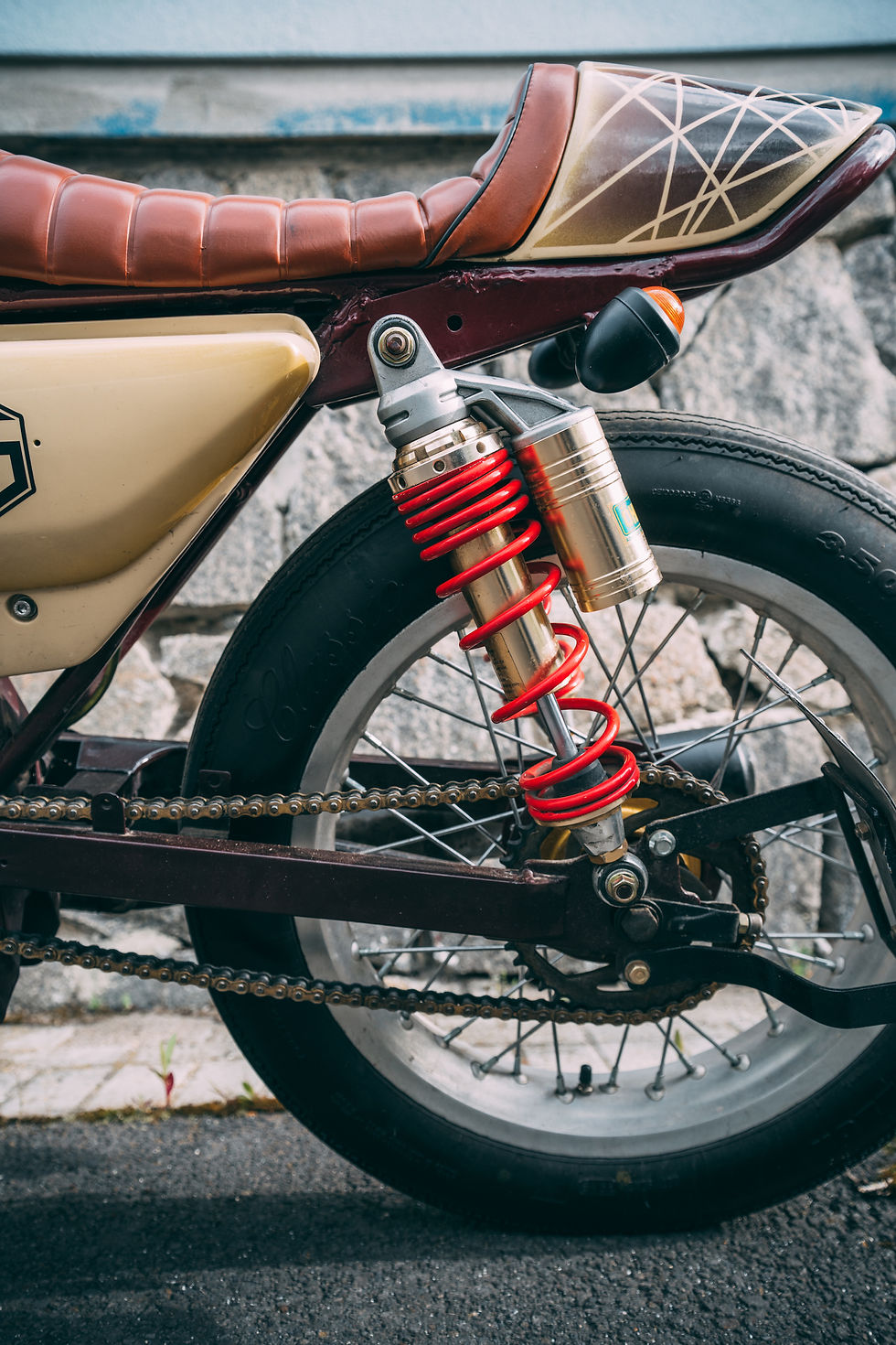 Miniatura: Motorka Suzuki TRS118