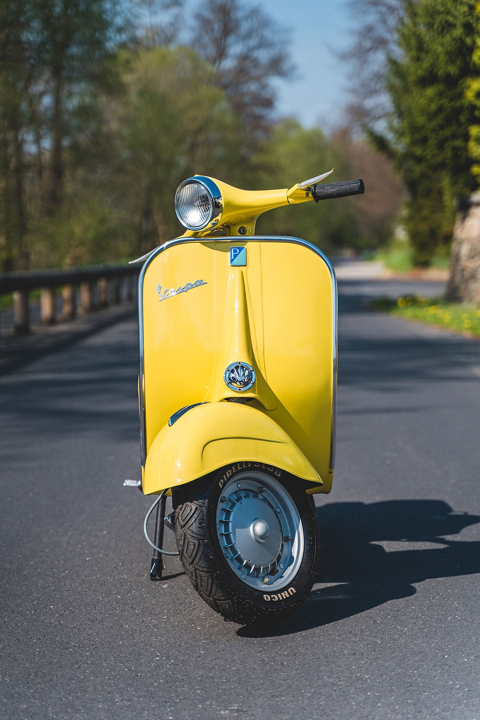 Miniatura: Motorka Piaggio Vespa 150CC (1965)