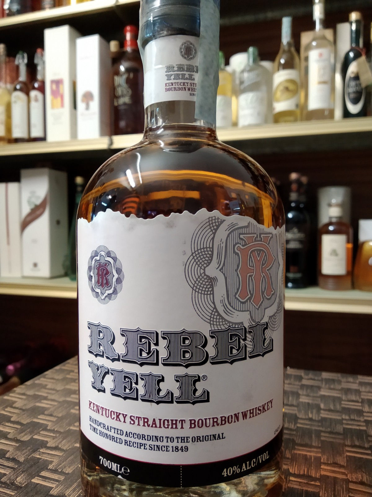 Rebel Yell Kentucky Straight Bourbon Whiskey