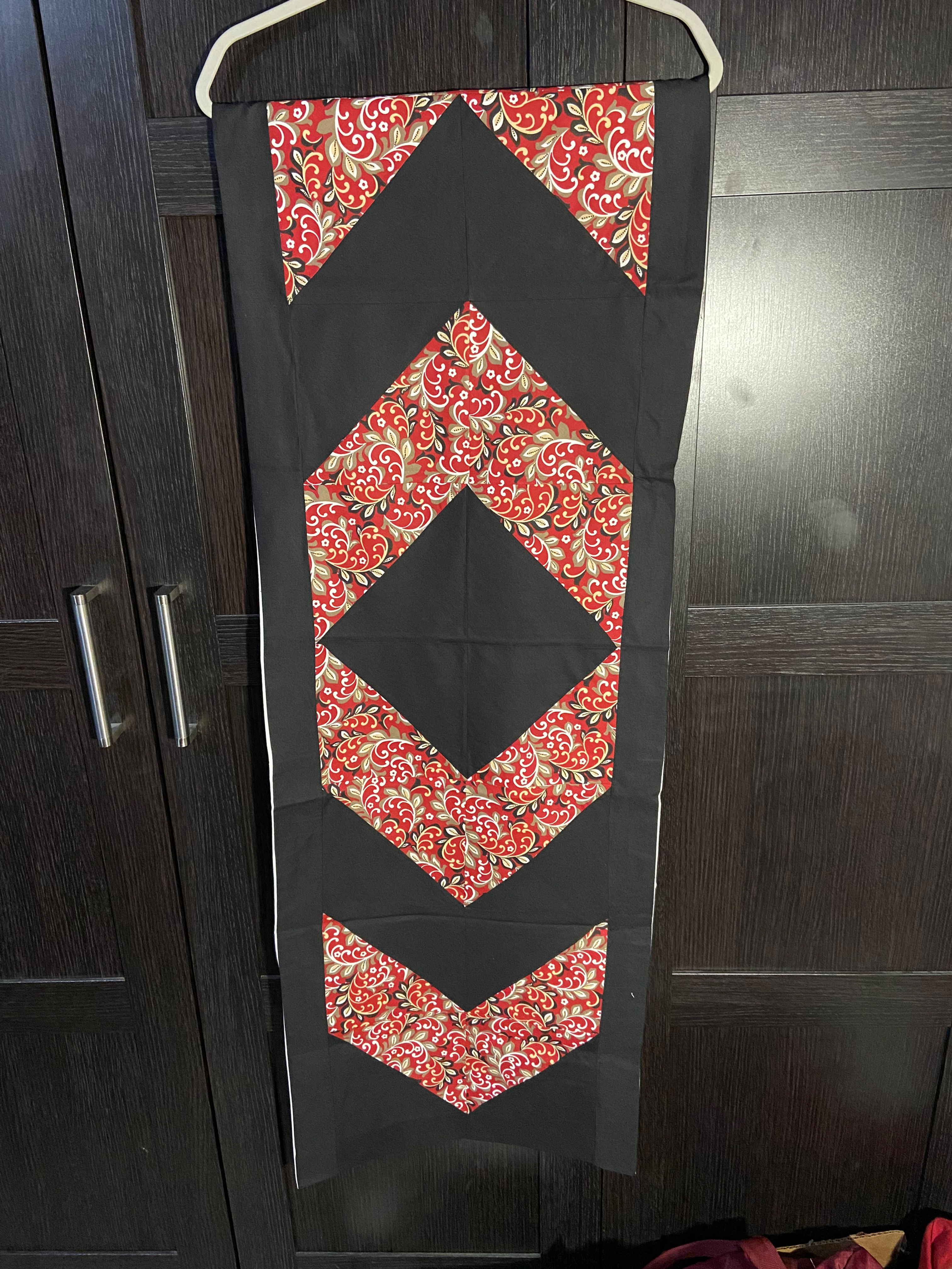 Black and Red Floral Print Table Runner