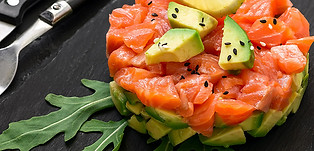 i35797-tartare-de-saumon-a-l-avocat.jpeg