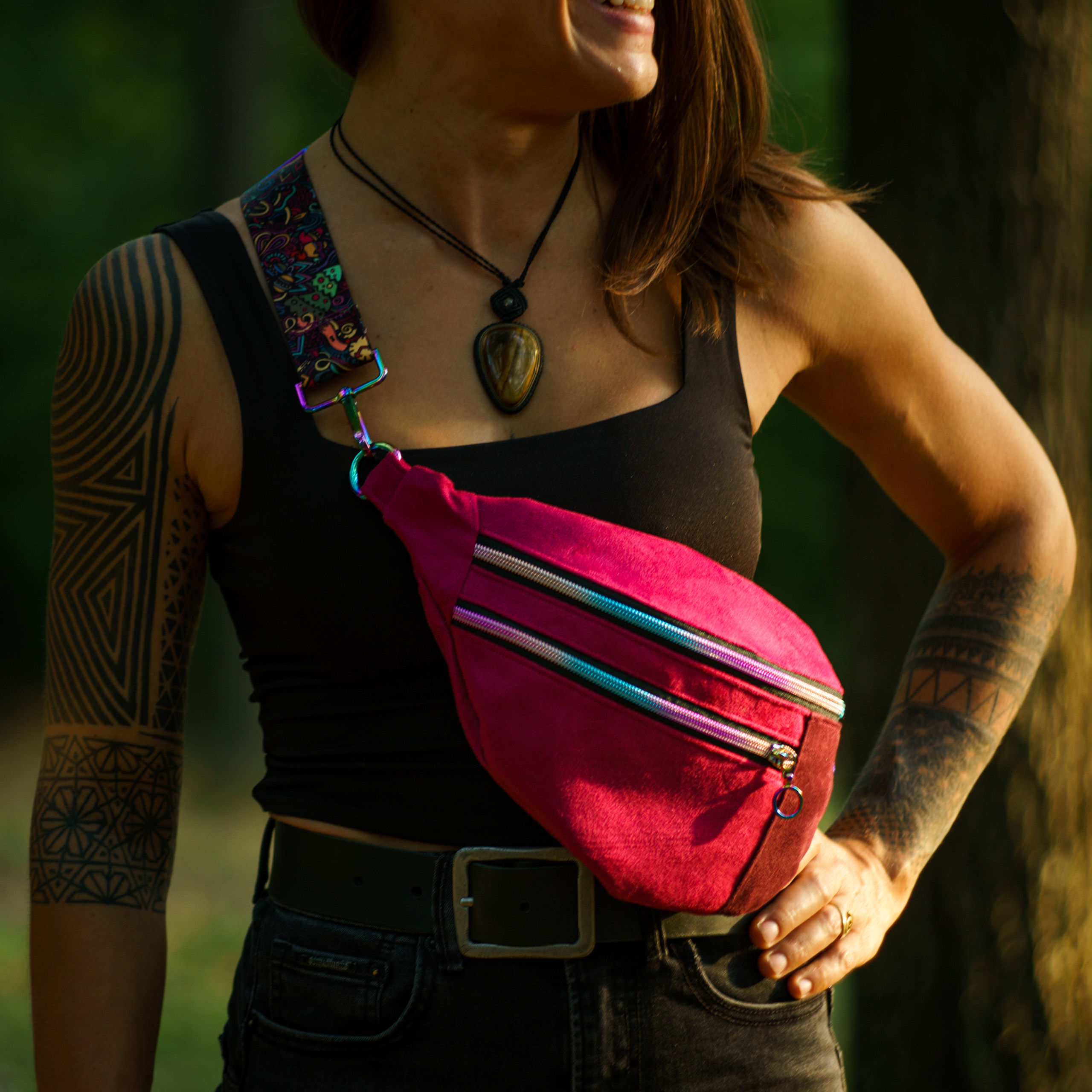 Fuchsia Wildleder BOOMbastic Gürteltasche | T&T design