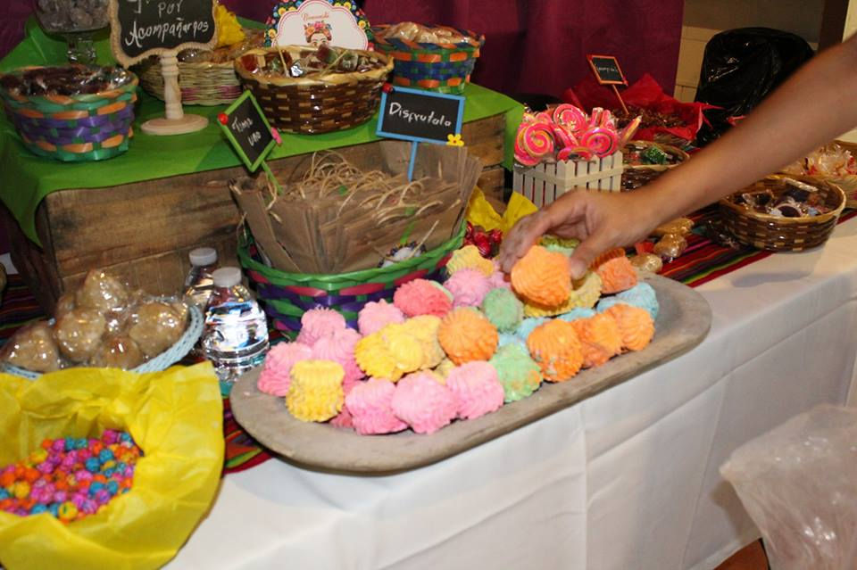 Mesas de dulces tipicos