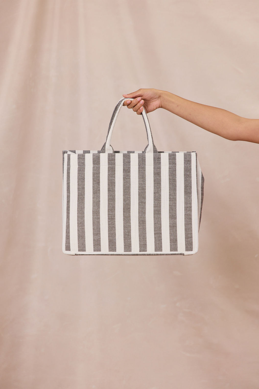 Breeze Tote Bag