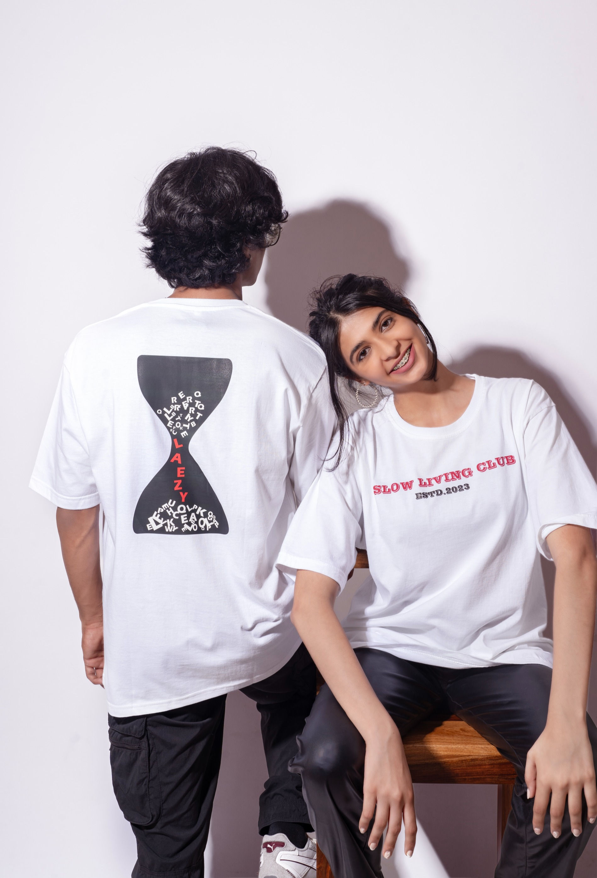 SLOW LIVING CLUB (HOUR GLASS) OVERSIZED T-SHIRT