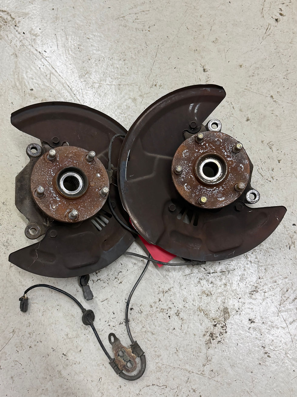 OEM 2006-2007 Subaru WRX Impreza wheel hubs and dust shields