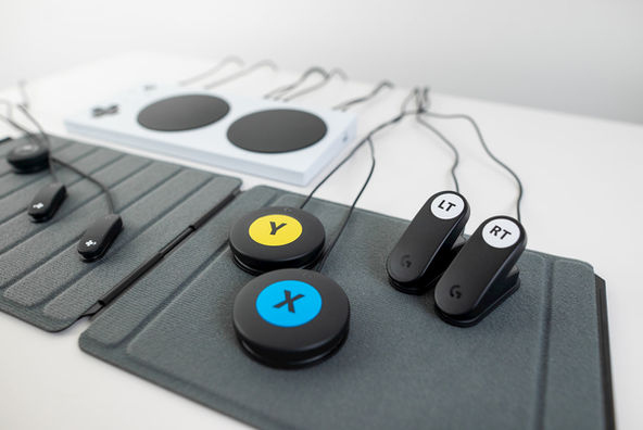 Logitech-Adaptive-Gaming-Kit-1.jpg